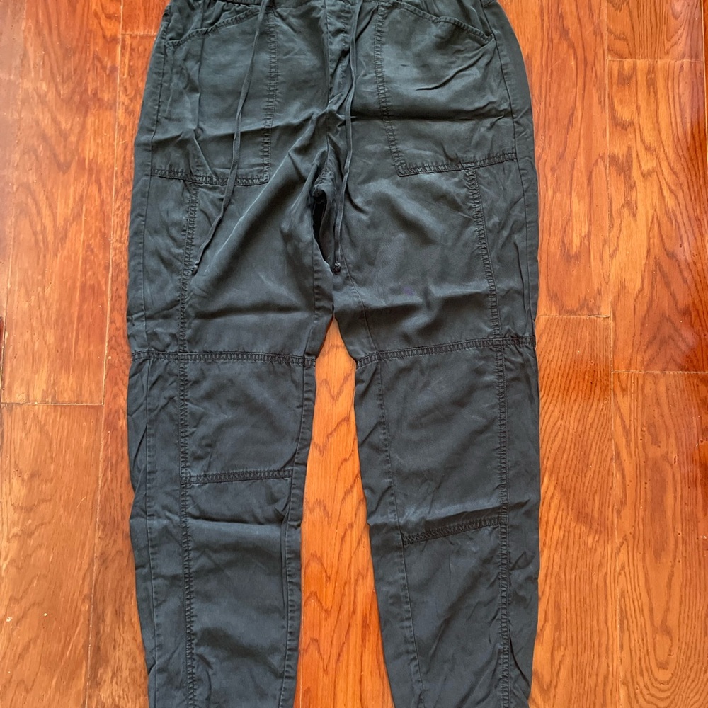 Banana Republic Black Pull-On Pants with Elastic Waist